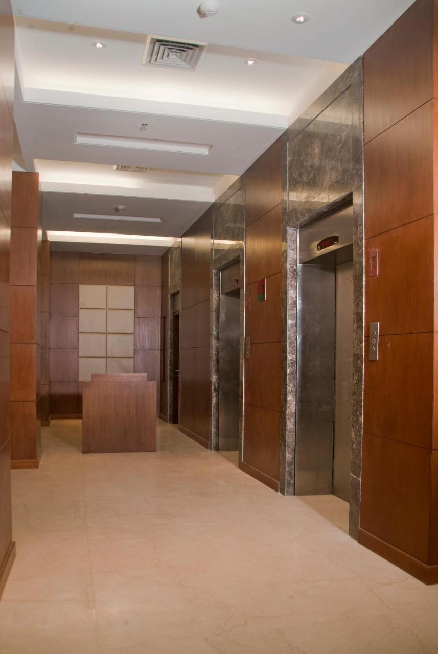 Savoy Suites Greater Noida Eksteriør bilde