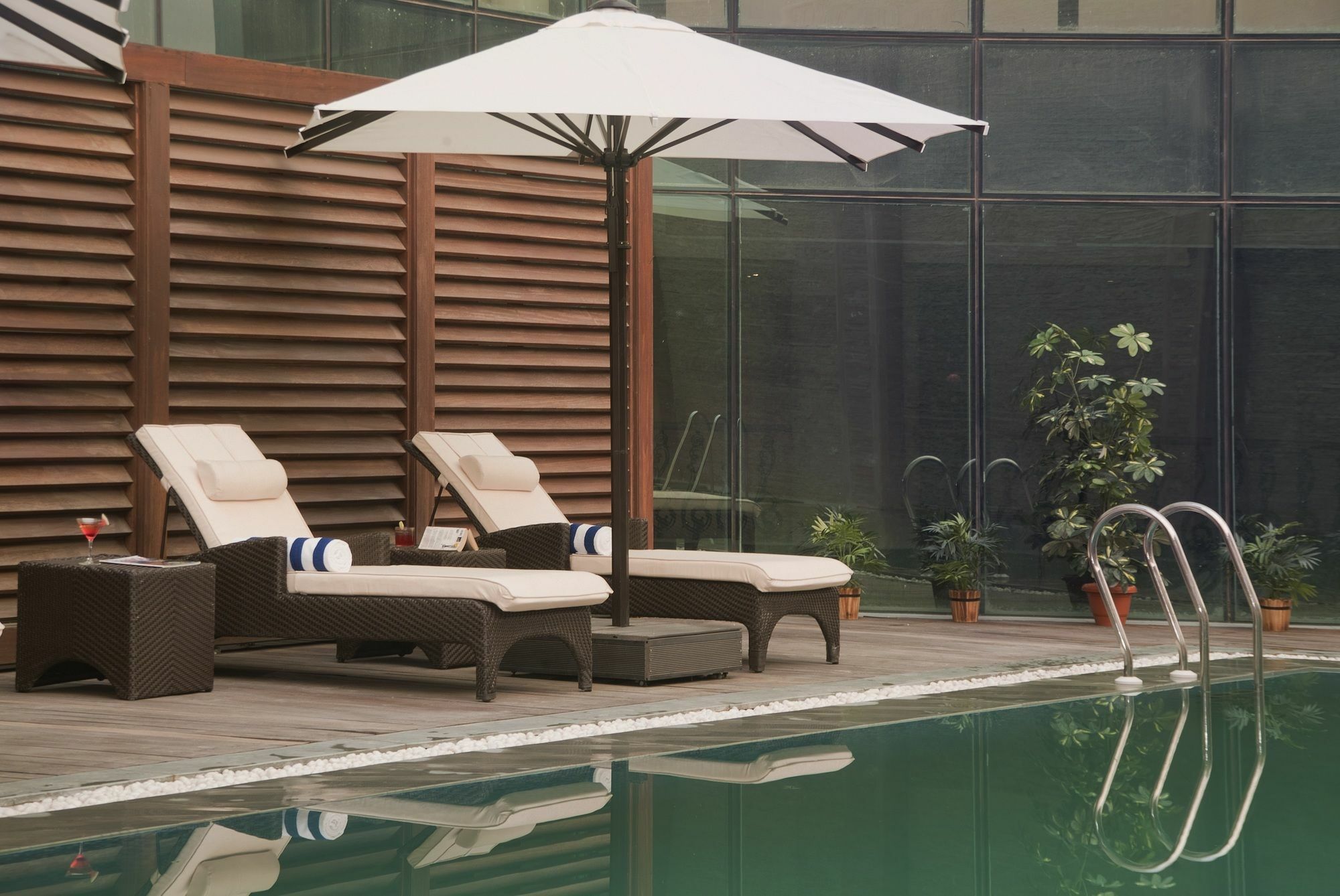 Savoy Suites Greater Noida Eksteriør bilde